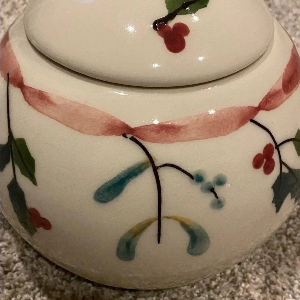Hartstone charming ceramic